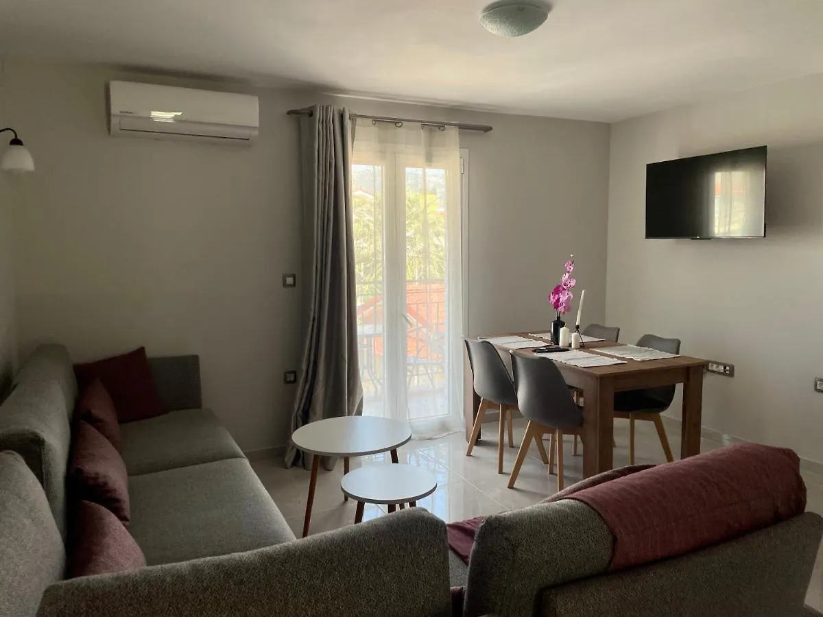 Arian Apartments Αργοστόλι